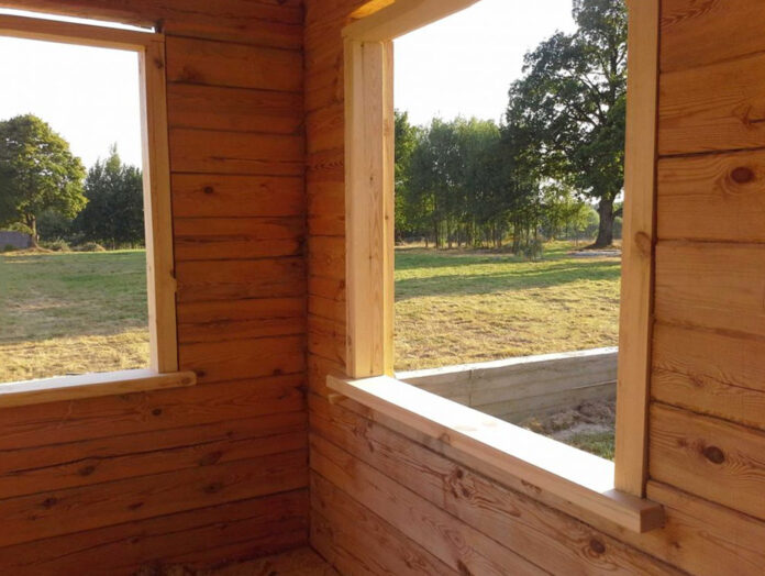 Как собрать и установить деревянные окна в доме